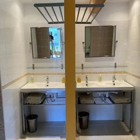 住宿加早餐酒店 La Fresnee D'hotes 3*