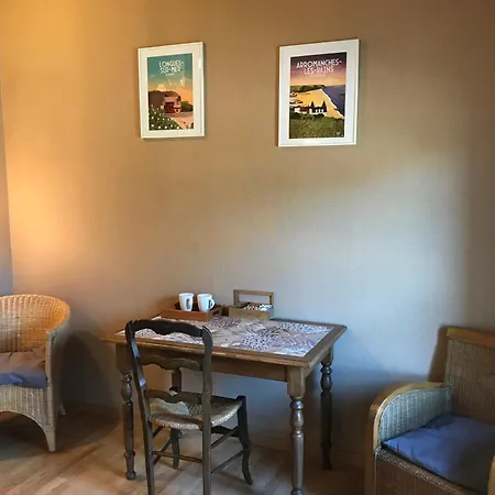 D'hôtes La Fresnée Bed & Breakfast