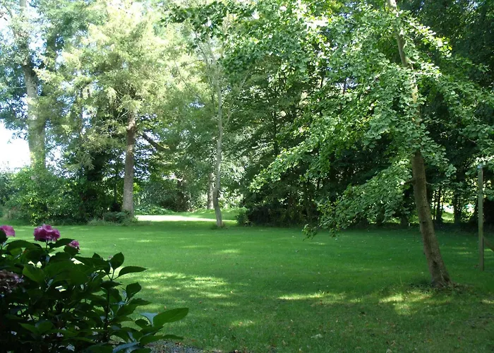 D'hôtes La Fresnée Bed and breakfast 3*