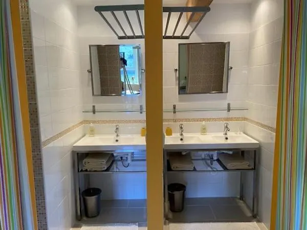 Bed & Breakfast D'hôtes La Fresnée 3*