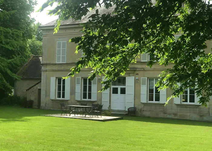 住宿加早餐酒店 La Fresnee D'hotes 3*